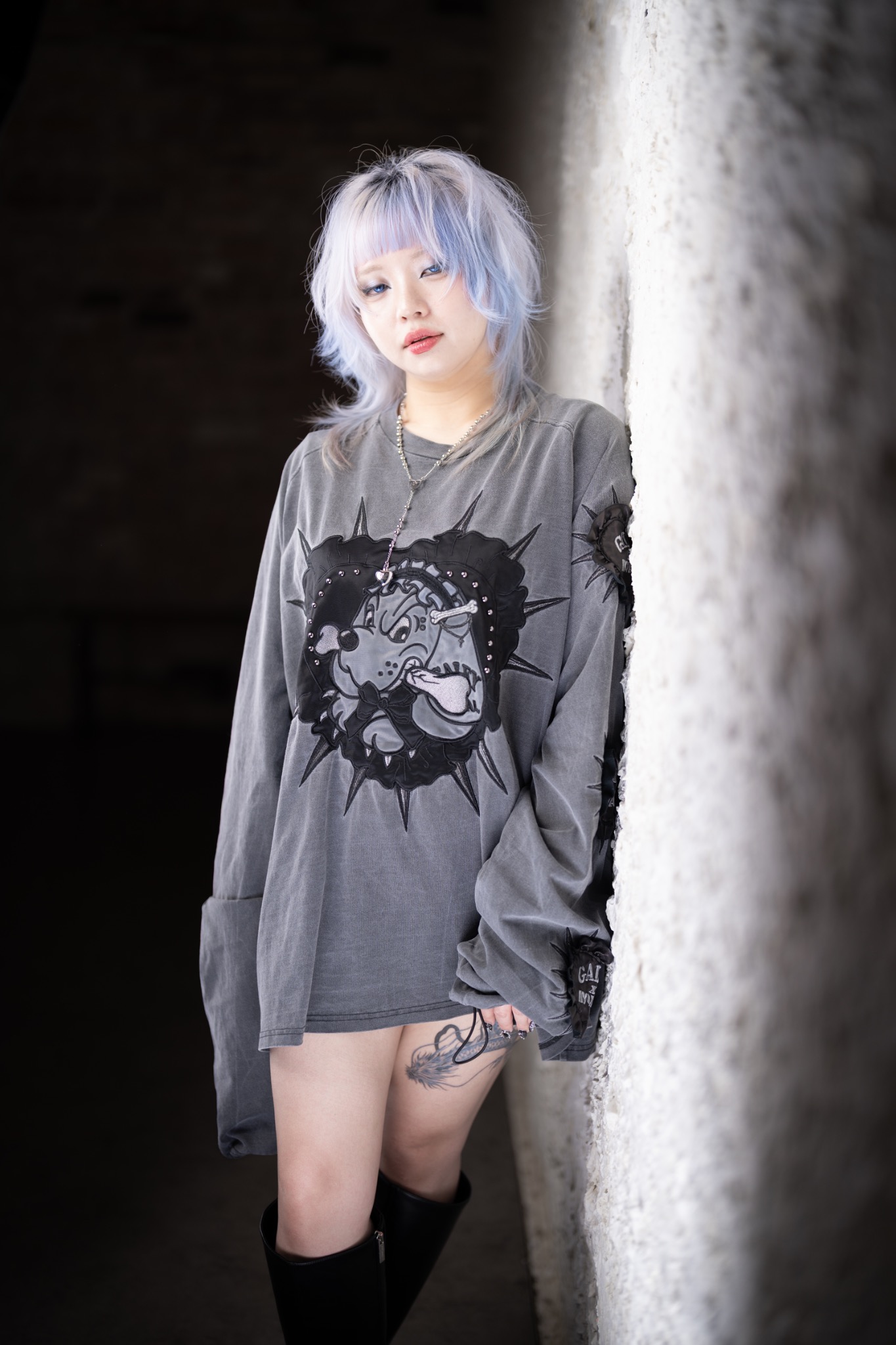 Bethia icy silver-blue layered hairstyle